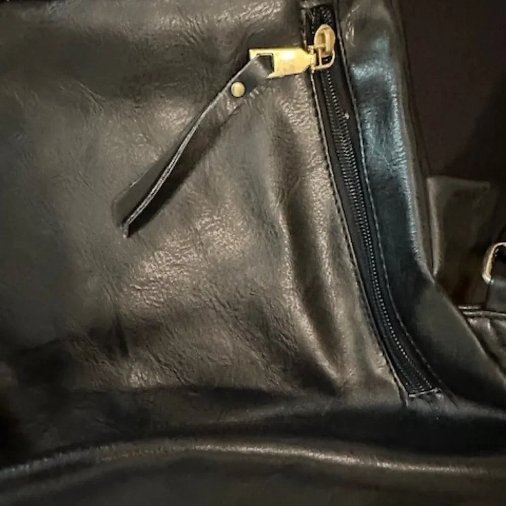 Black Shoulder Bag / Backpack  7340   NWT Boutique